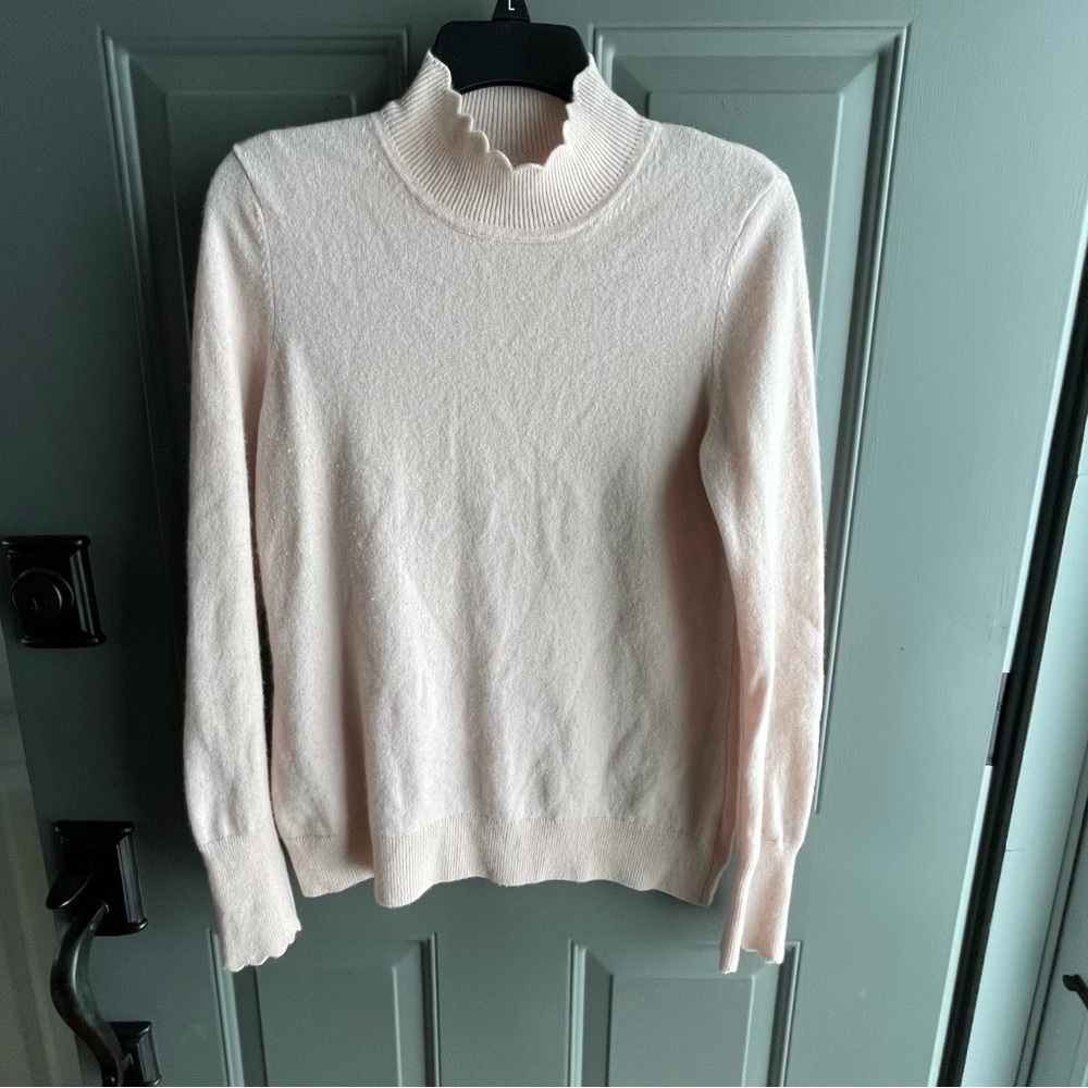 Nanette Lepore Cashmere Light Pink Scalloped Turtleneck